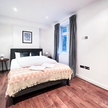 Prime Location Camden Luxury Apt Sleeps 6 Londra Dış mekan fotoğraf