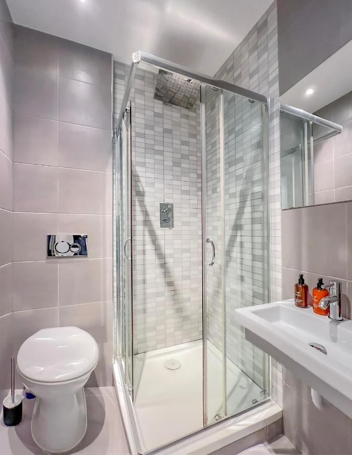 Prime Location Camden Luxury Apt Sleeps 6 Londra Dış mekan fotoğraf